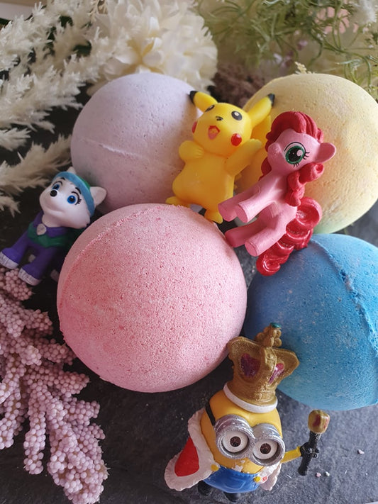 TOY SUPPRISE BATH BOMB