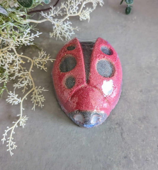 LADY BUG BATH BOMB