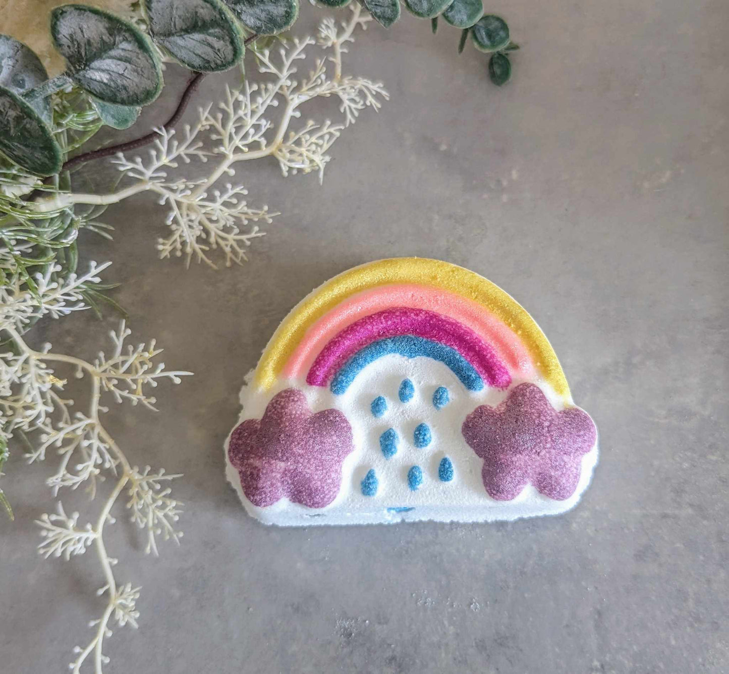 RAINBOW BATH BOMB