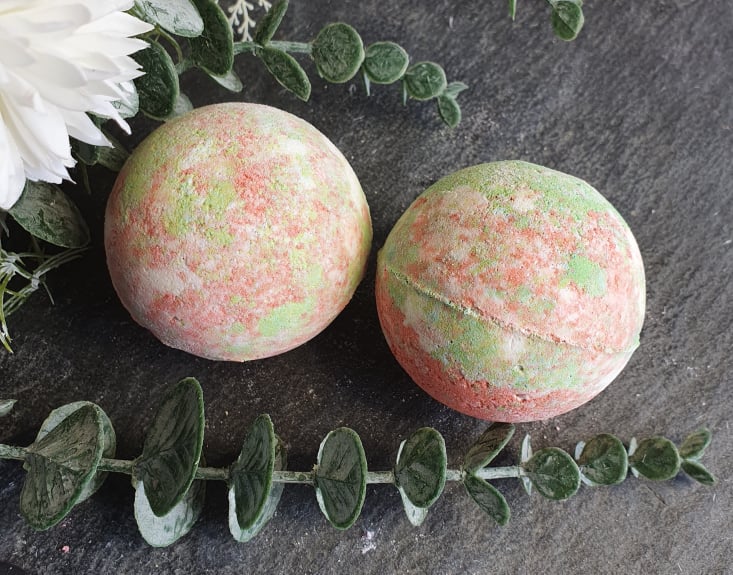 LARGE BATH BOMBS